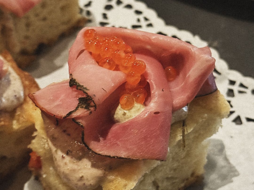 Focaccia with ham and trout roe