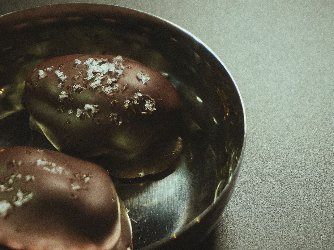 Chocolate-dipped dates with sea salt
